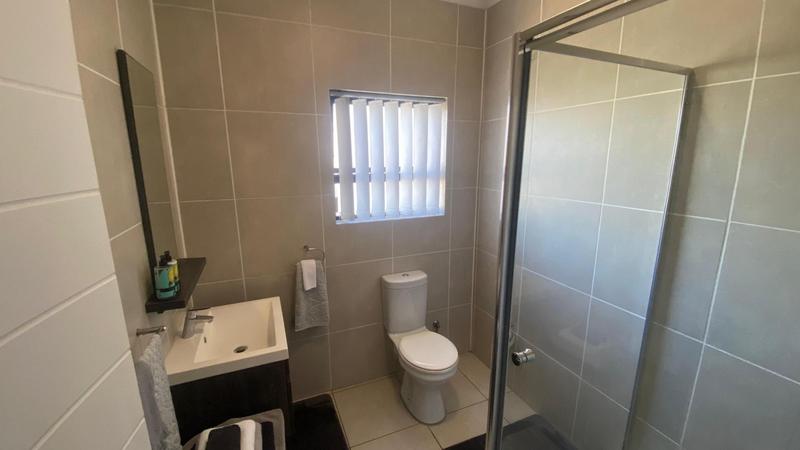 1 Bedroom Property for Sale in Sandown Western Cape